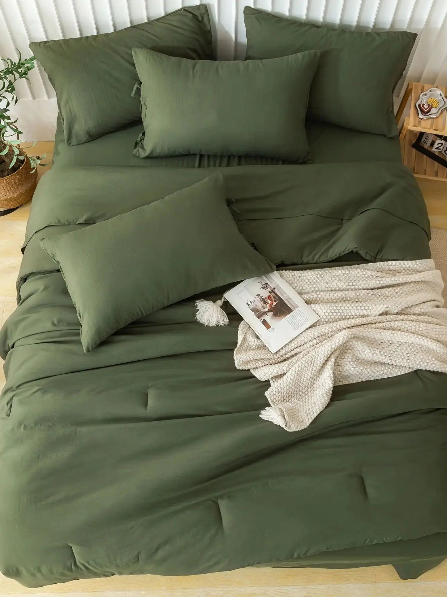 Bed In a Bag Comforter and Sheets