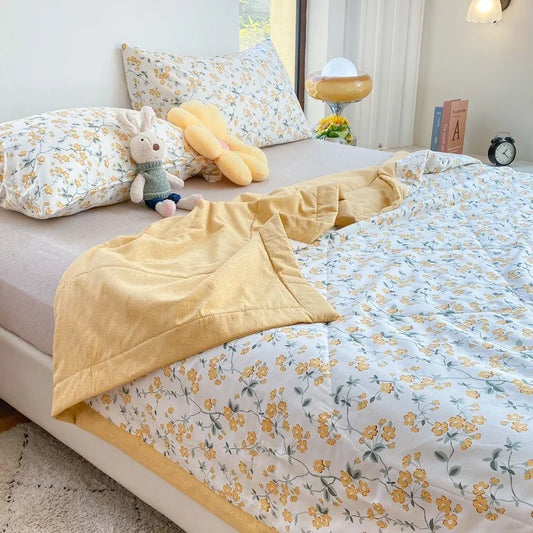 Summer Thin Quilt Comforter